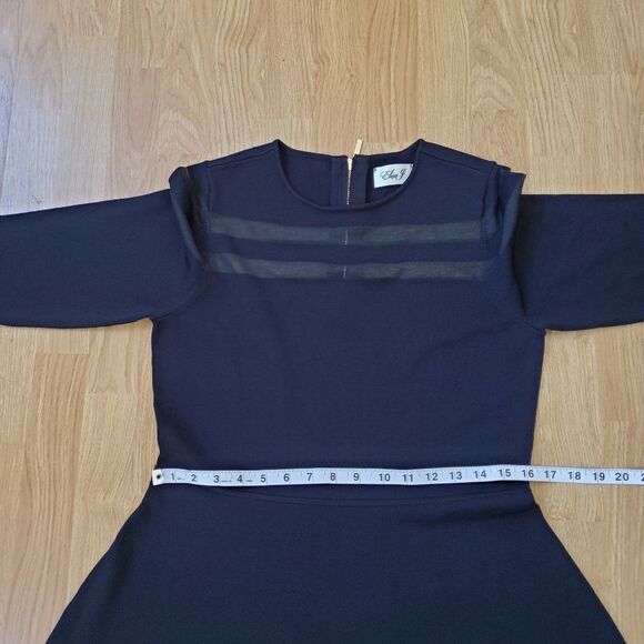 Eliza J Illusion Stripe Fit & Flare Dress size Large in Black - Picture 8 of 11